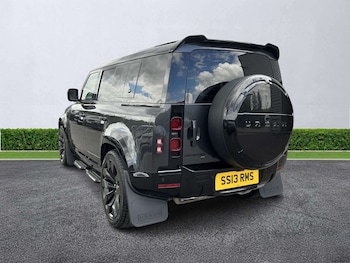 Used Land Rover Defender 2021 for sale - 79193785: Photo