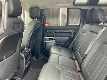Used Land Rover Defender 2021 for sale - 79193785: Photo