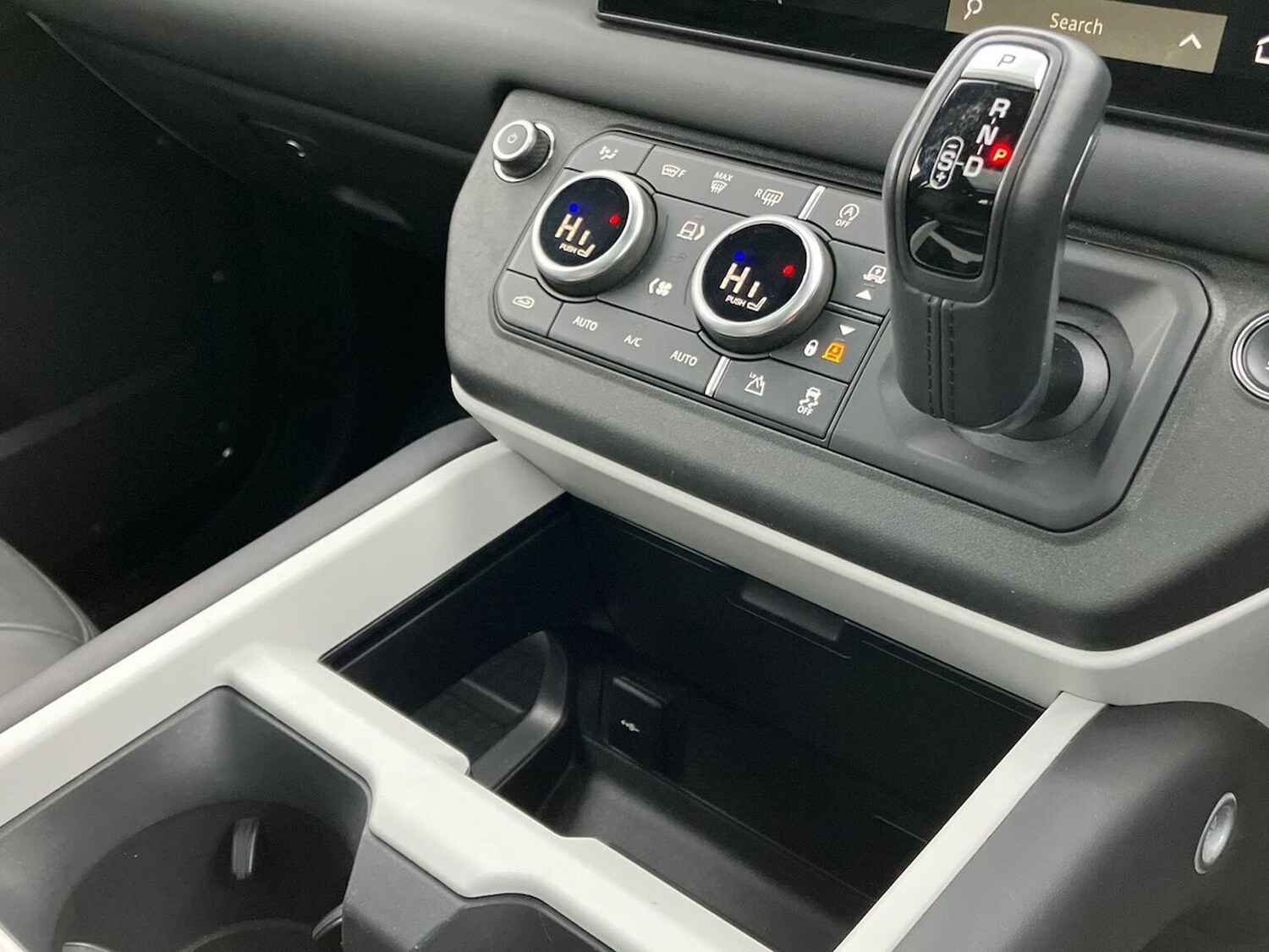 Used Land Rover Defender 2024 for sale - 78106298: Photo 15