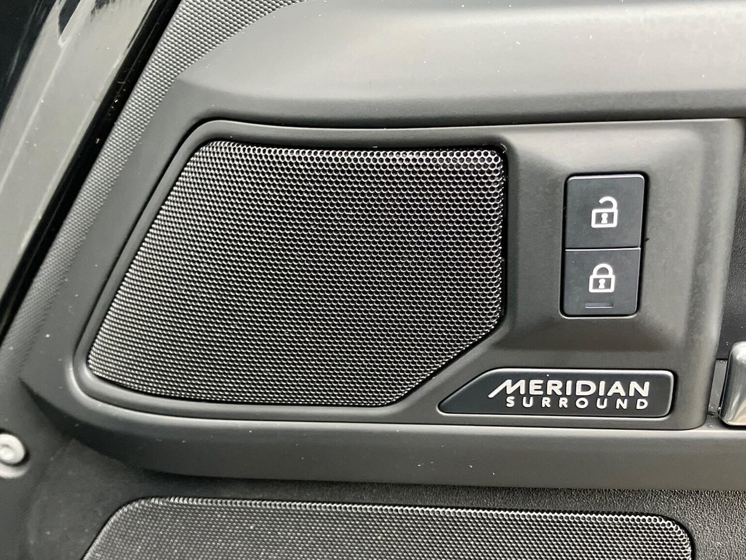 Used Land Rover Defender 2024 for sale - 78106298: Photo 26