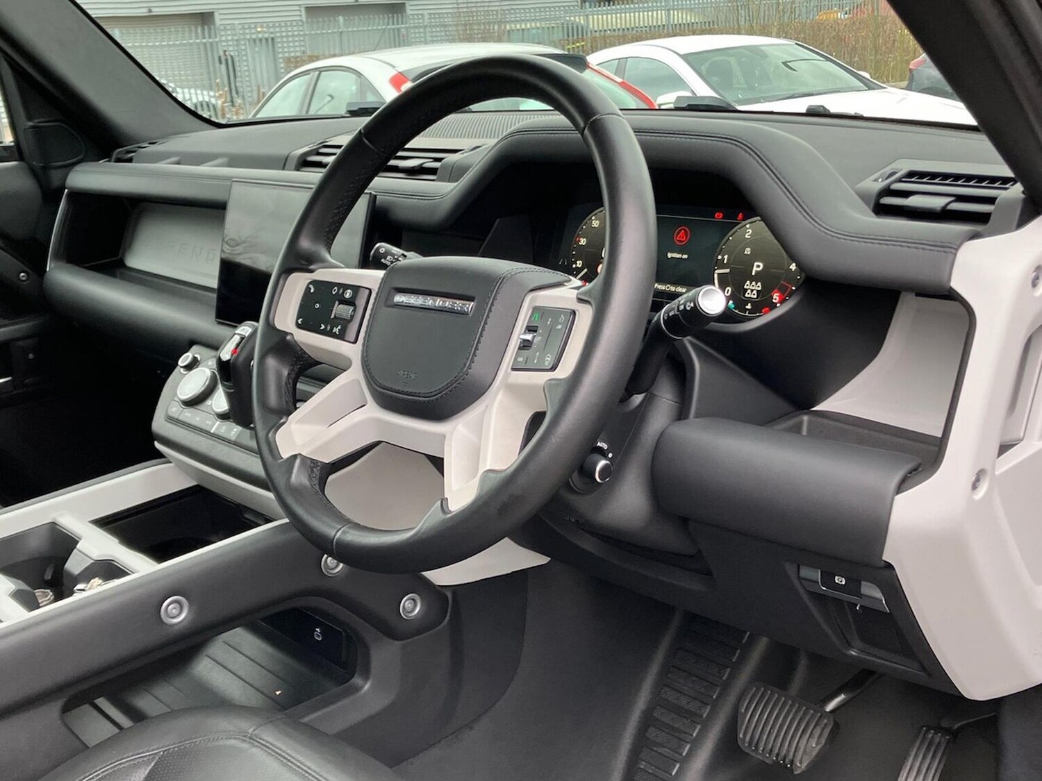 Used Land Rover Defender 2024 for sale - 78106298: Photo 31