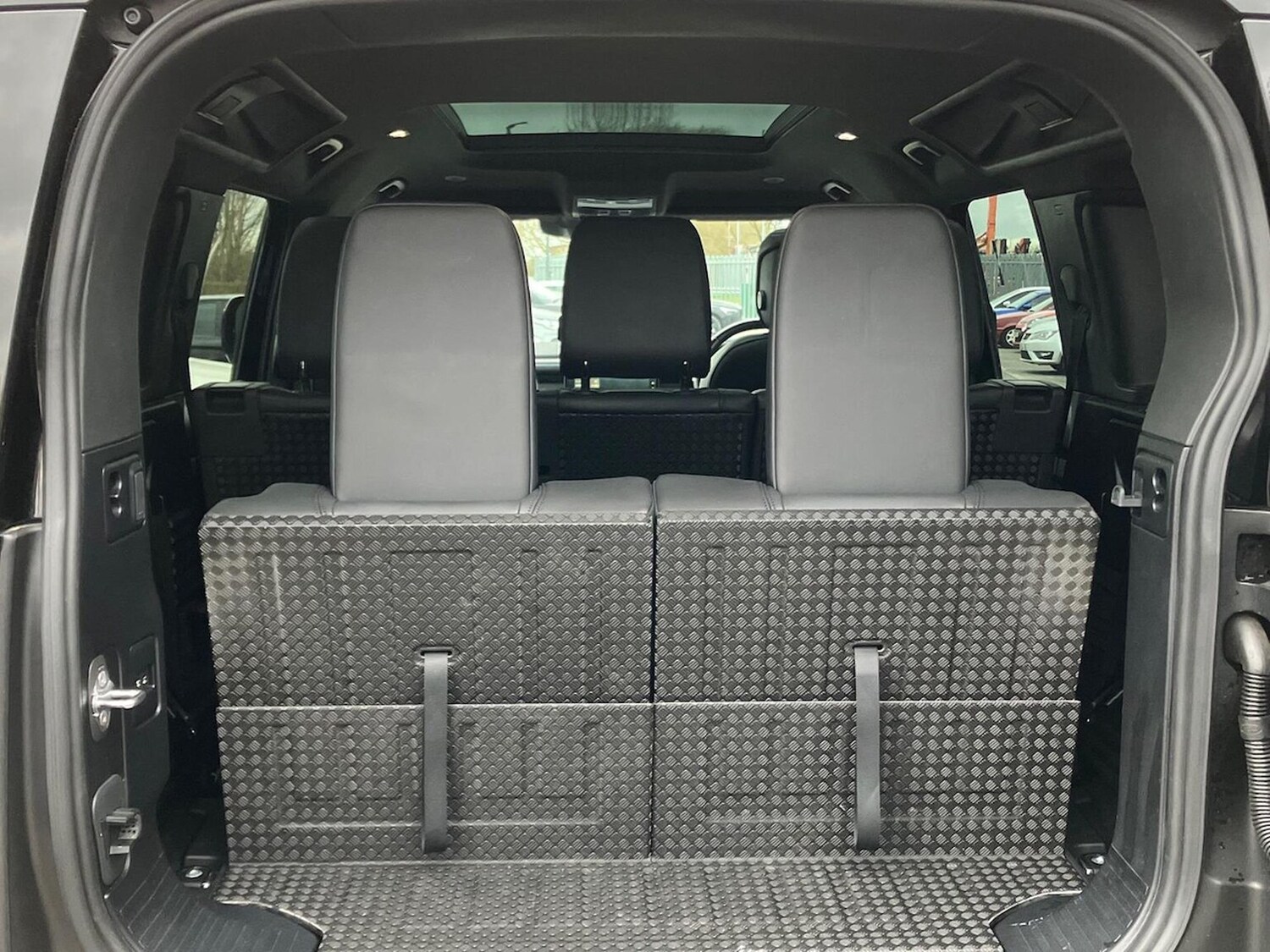 Used Land Rover Defender 2024 for sale - 78106298: Photo 35