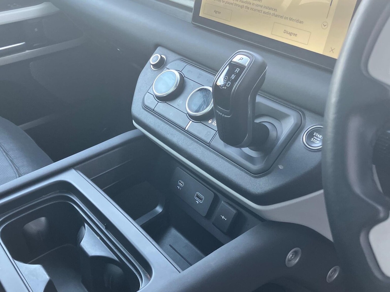 Used Land Rover Defender 2024 for sale - 77973930: Photo 13