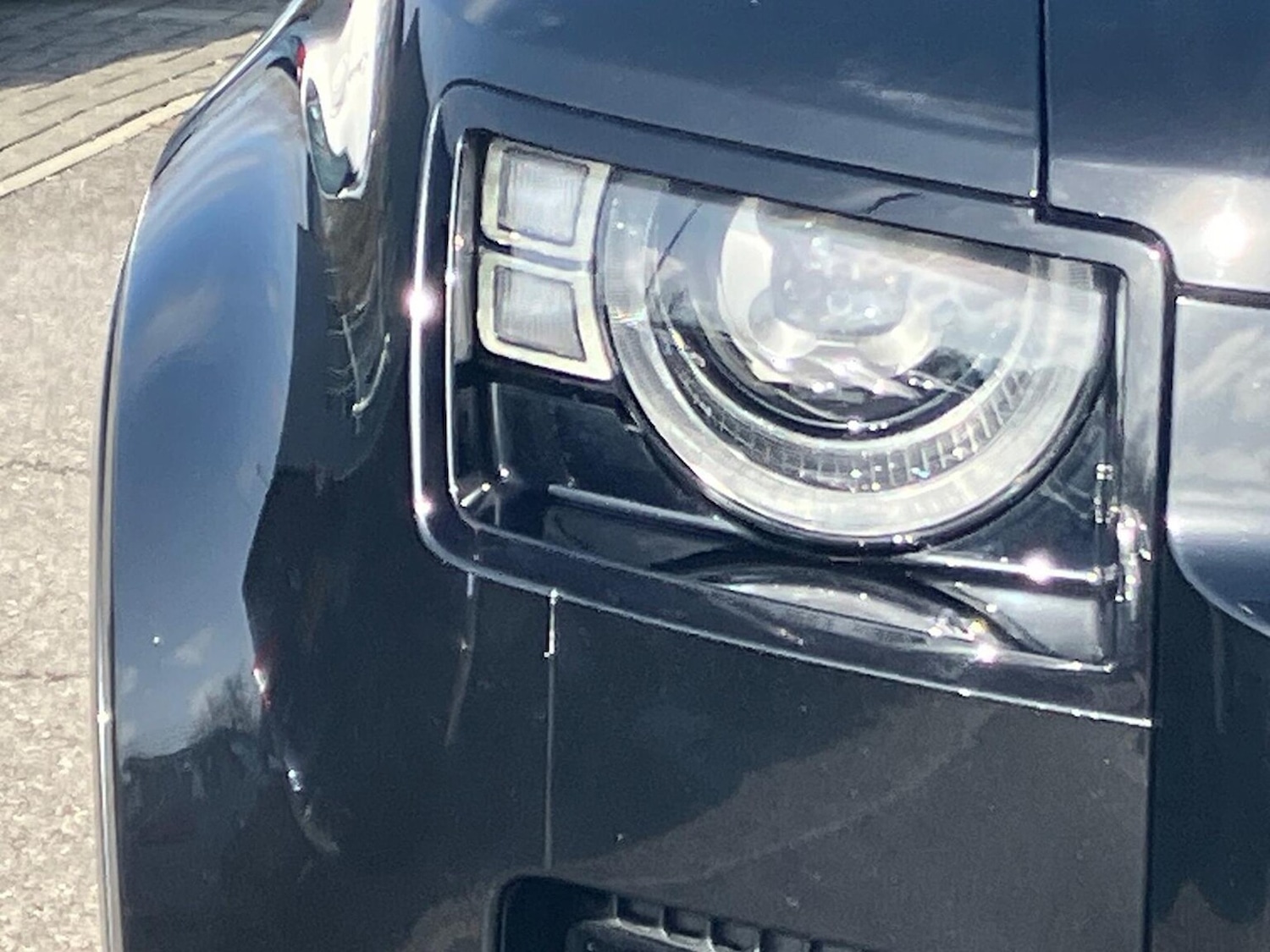 Used Land Rover Defender 2024 for sale - 77973930: Photo 17