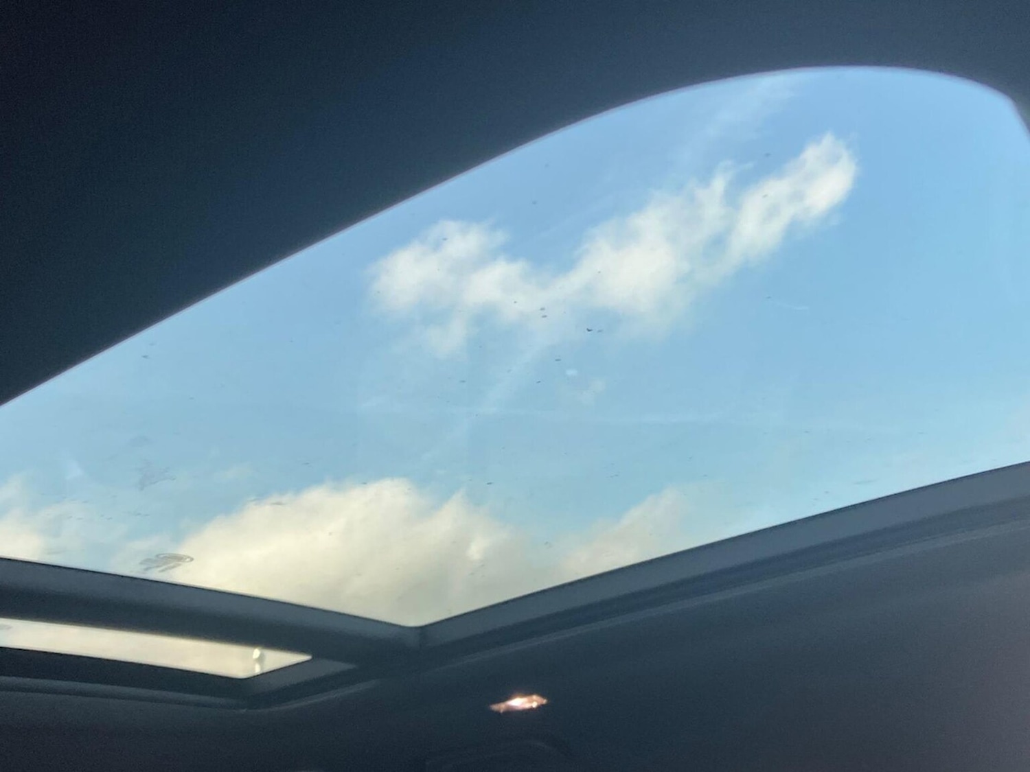 Used Land Rover Defender 2024 for sale - 77973930: Photo 21