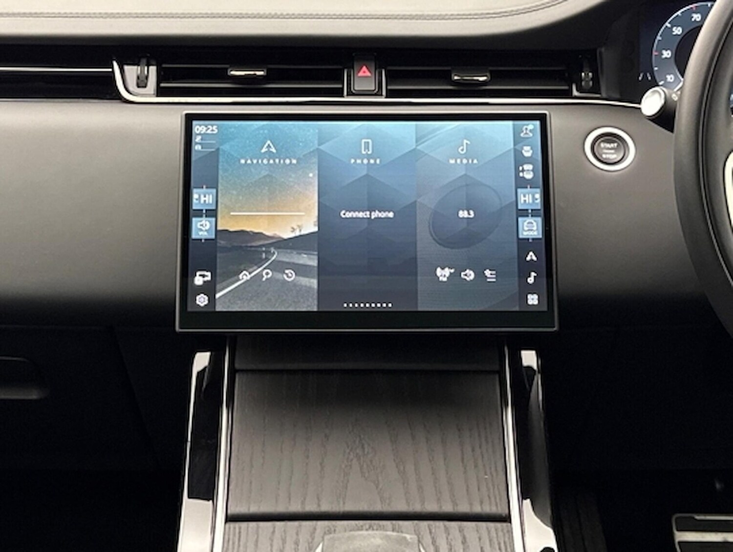 Used Land Rover Range Rover Evoque 2024 for sale - 78191696: Photo 16