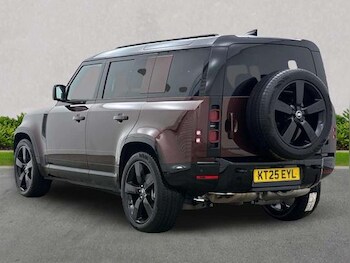 Used Land Rover Defender 2025 for sale - 78310424: Photo