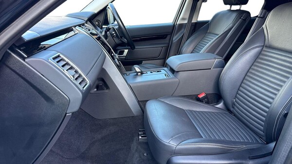 Used Land Rover Discovery 2022 for sale - 76324614: Photo 3