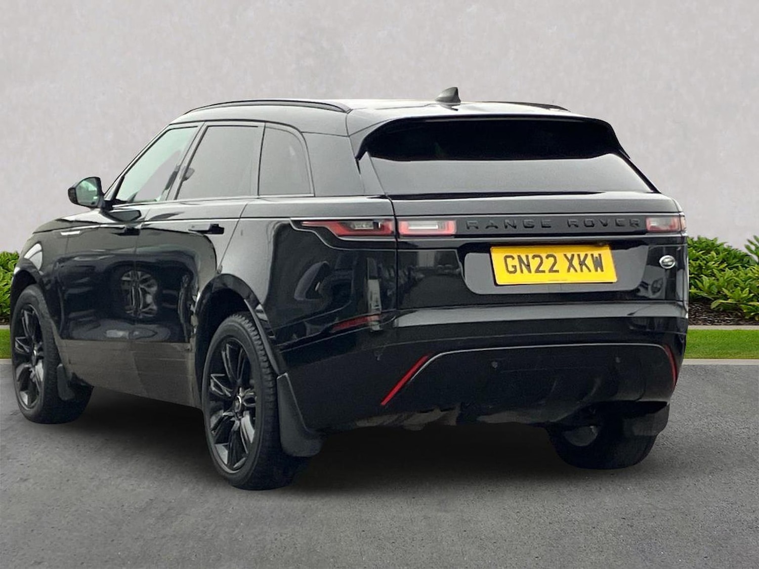 Used Land Rover Range Rover Velar 2022 for sale - 78224712: Photo 2