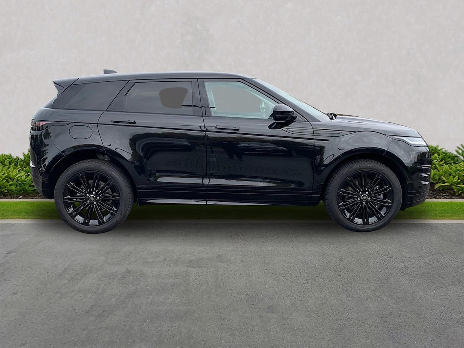 Used Land Rover Range Rover Evoque 2025 for sale - 76293092: Photo 5