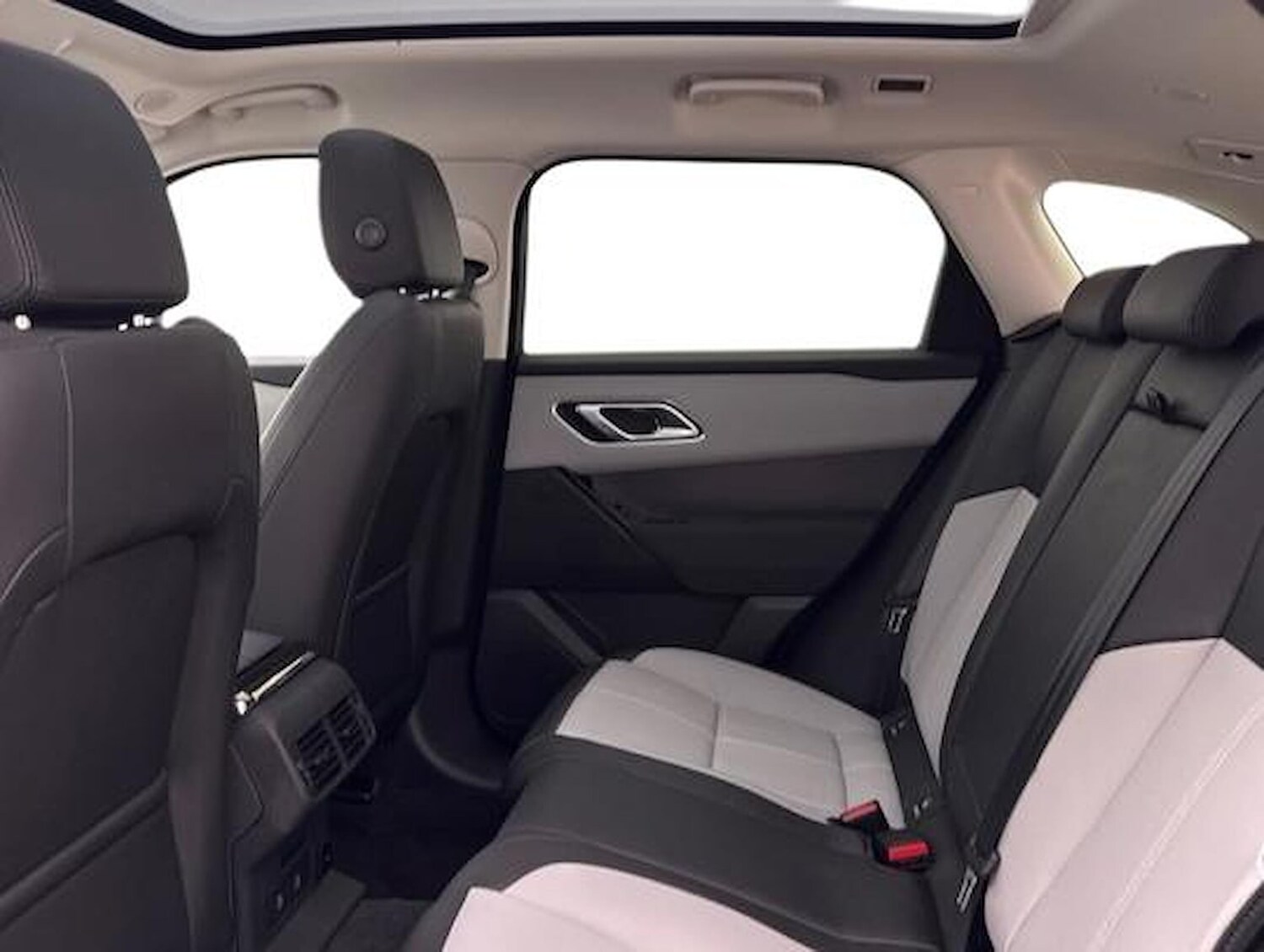 Used Land Rover Range Rover Velar 2024 for sale - 78191725: Photo 6