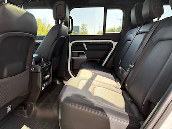 Used Land Rover Defender 2023 for sale - 78584522: Photo