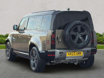 Used Land Rover Defender 2023 for sale - 78420808: Photo
