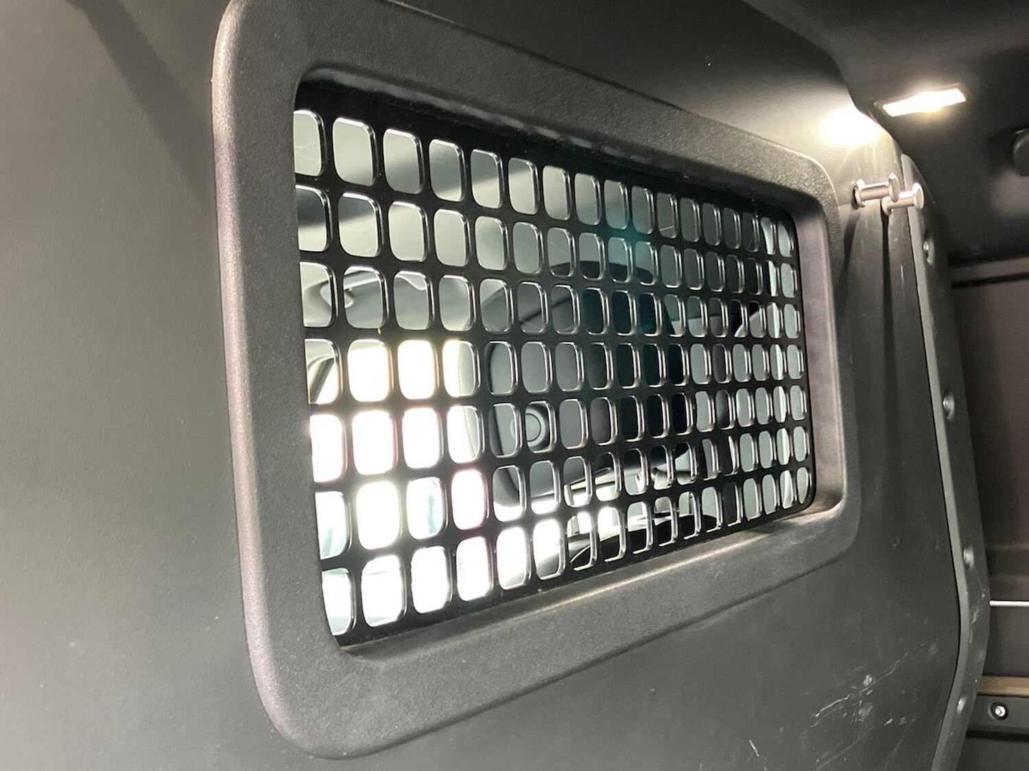 Used Land Rover Defender 2023 for sale - 78191633: Photo 20