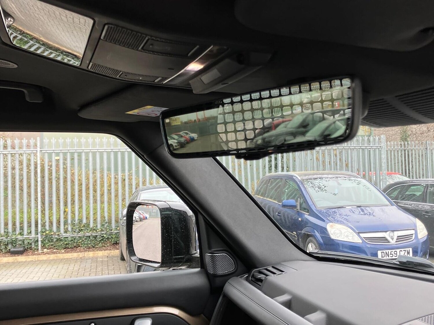 Used Land Rover Defender 2023 for sale - 78191633: Photo 25