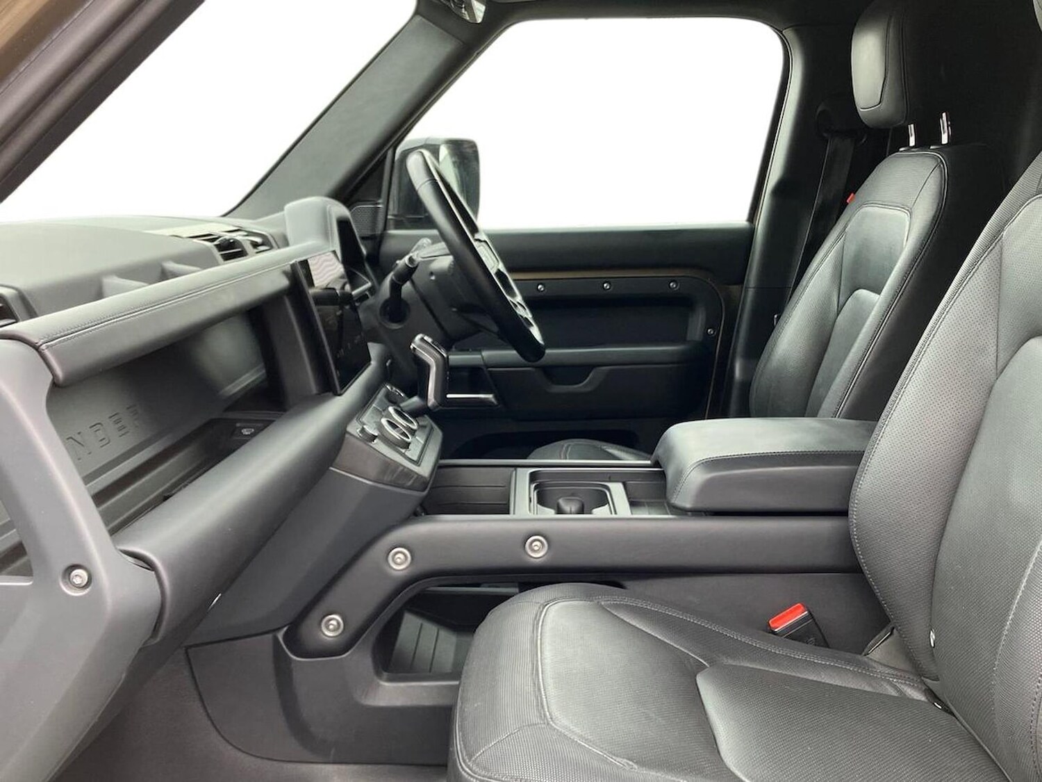 Used Land Rover Defender 2023 for sale - 78191633: Photo 5