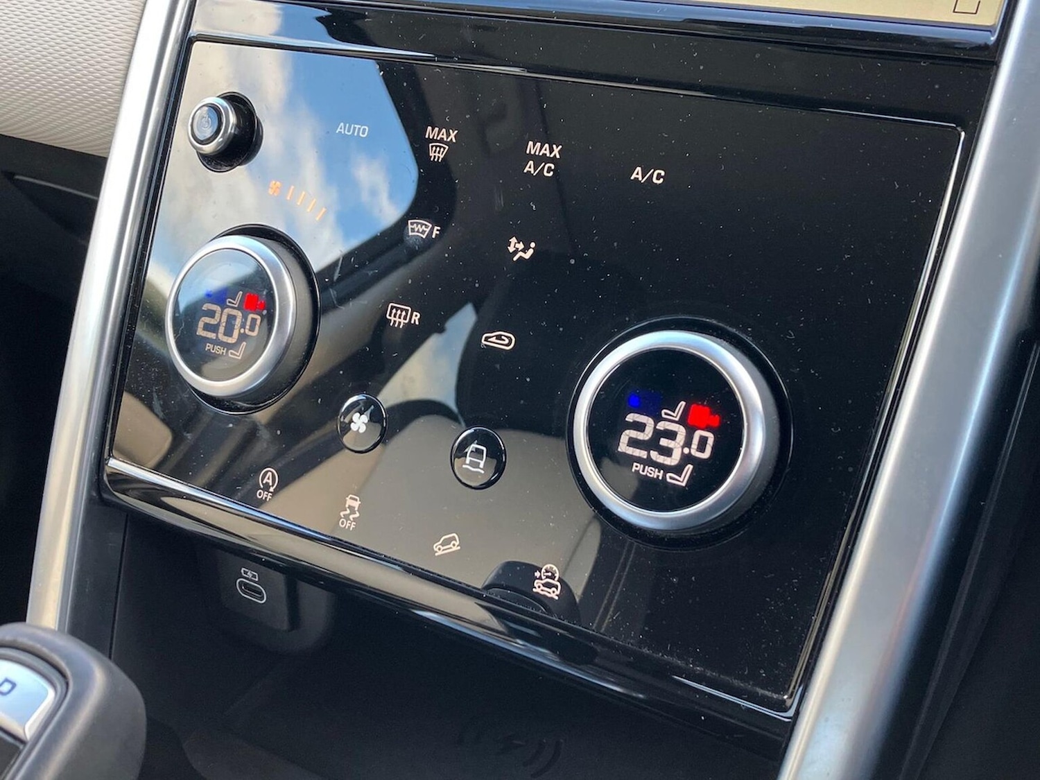 Used Land Rover Discovery Sport 2022 for sale - 77028142: Photo 22