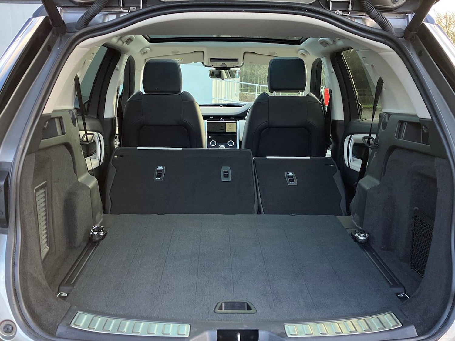 Used Land Rover Discovery Sport 2022 for sale - 77028142: Photo 34