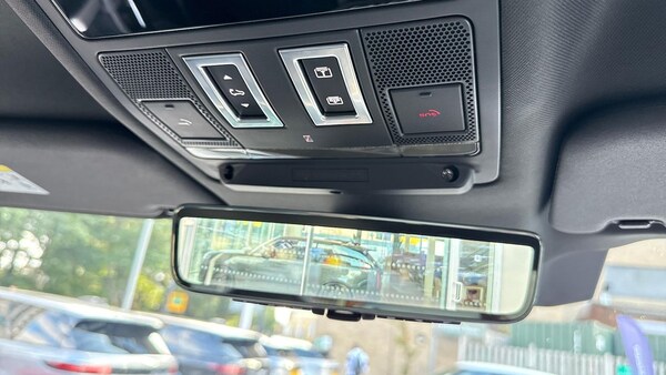 Used Land Rover Defender 2022 for sale - 76257849: Photo 23