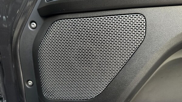 Used Land Rover Defender 2022 for sale - 76257849: Photo 24
