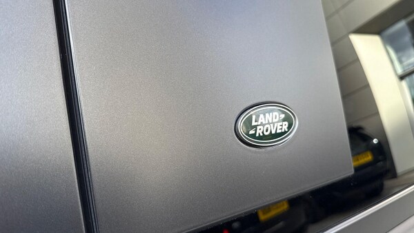Used Land Rover Defender 2022 for sale - 76257849: Photo 32