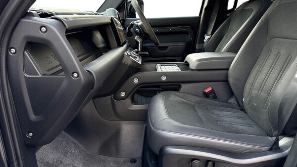 Used Land Rover Defender 2022 for sale - 76257849: Photo 3