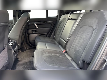 Used Land Rover Defender 2022 for sale - 76257849: Photo 4