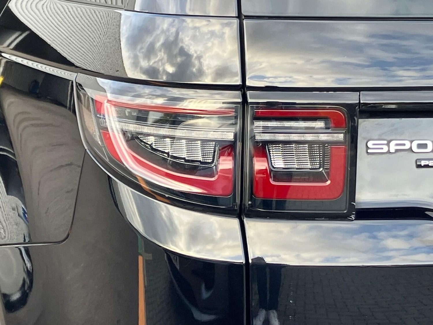 Used Land Rover Discovery Sport 2020 for sale - 76439783: Photo 19