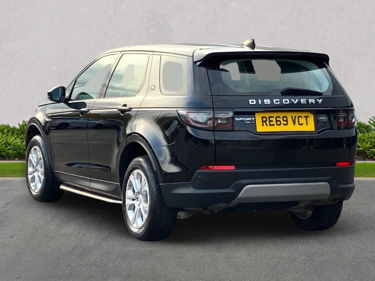 Used Land Rover Discovery Sport 2020 for sale - 76439783: Photo 2