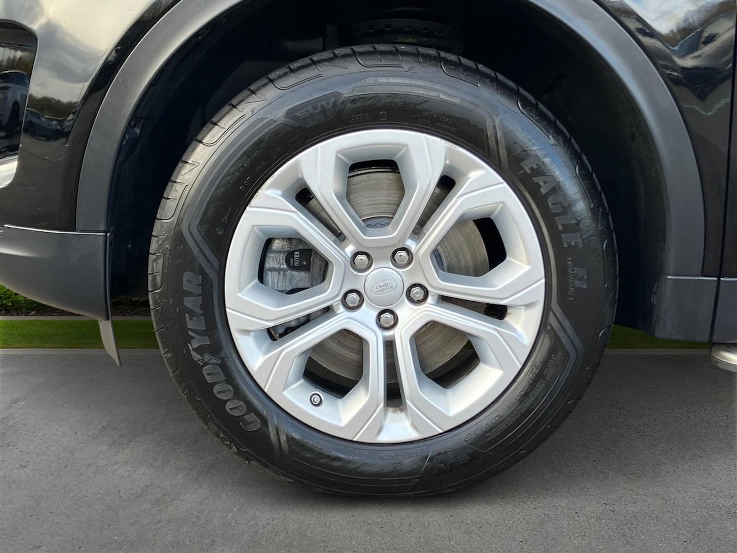 Used Land Rover Discovery Sport 2020 for sale - 76439783: Photo 8