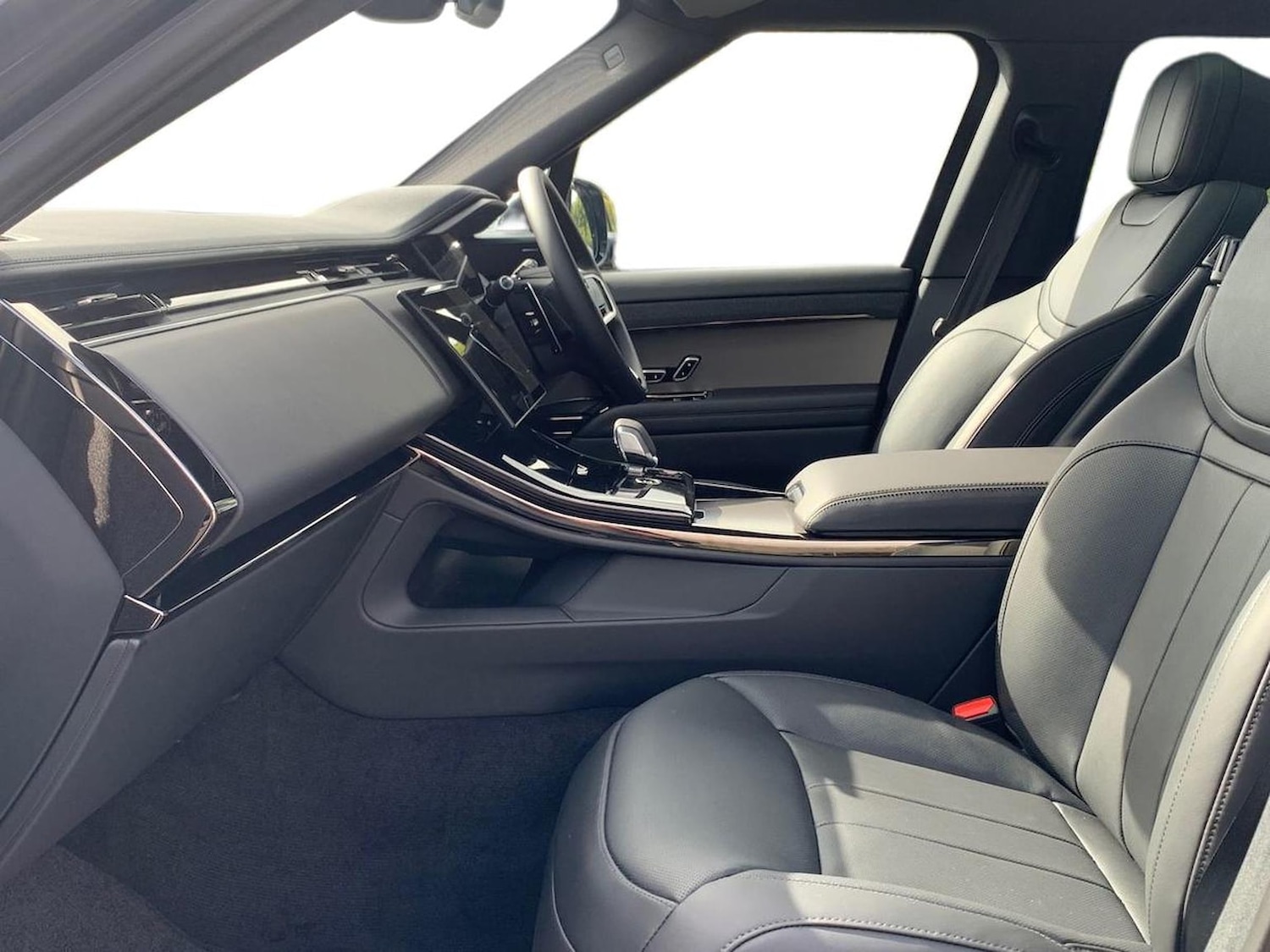 Used Land Rover Range Rover Sport 2025 for sale - 78191584: Photo 5