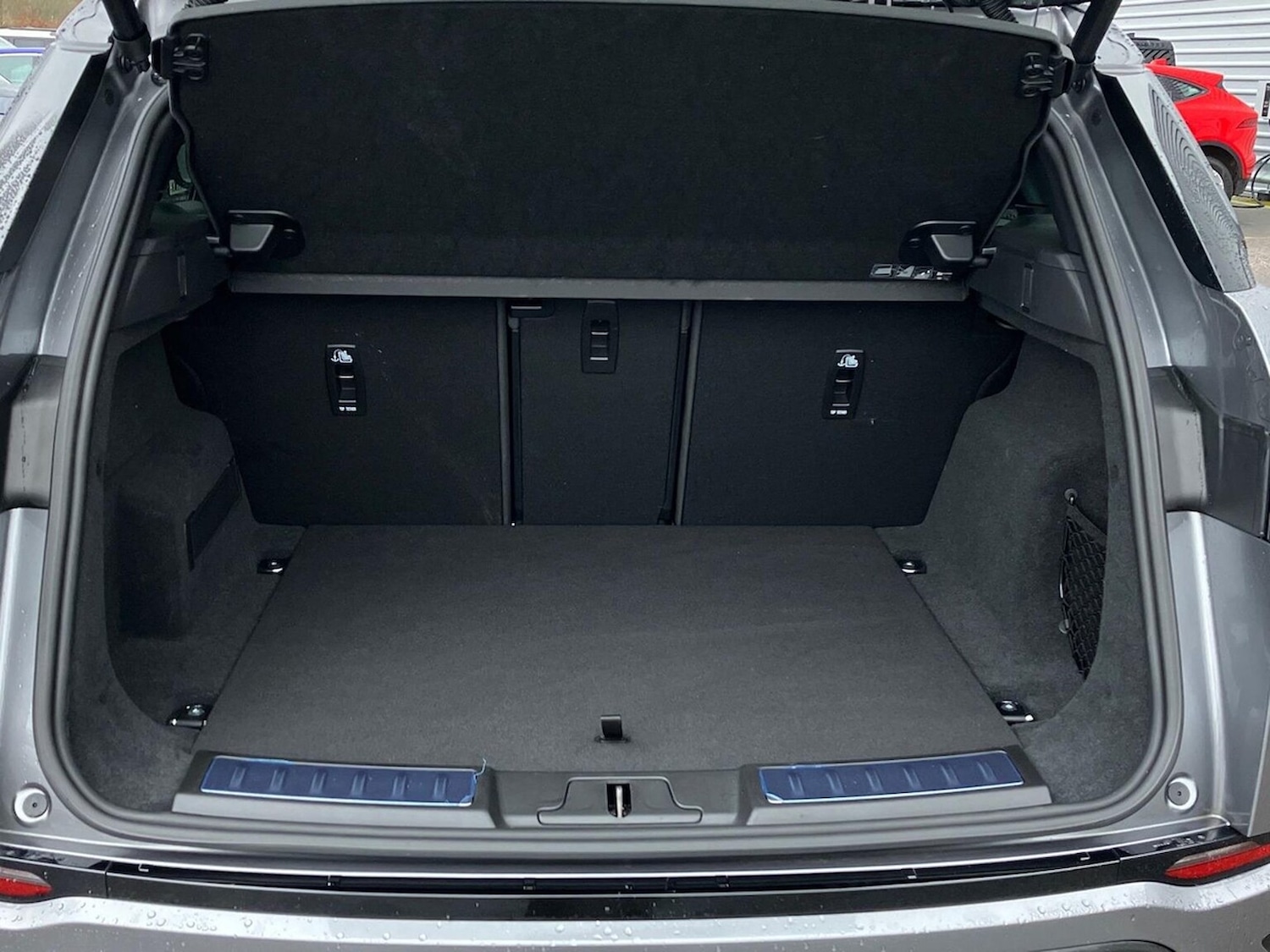 Used Land Rover Range Rover Evoque 2025 for sale - 77715360: Photo 10