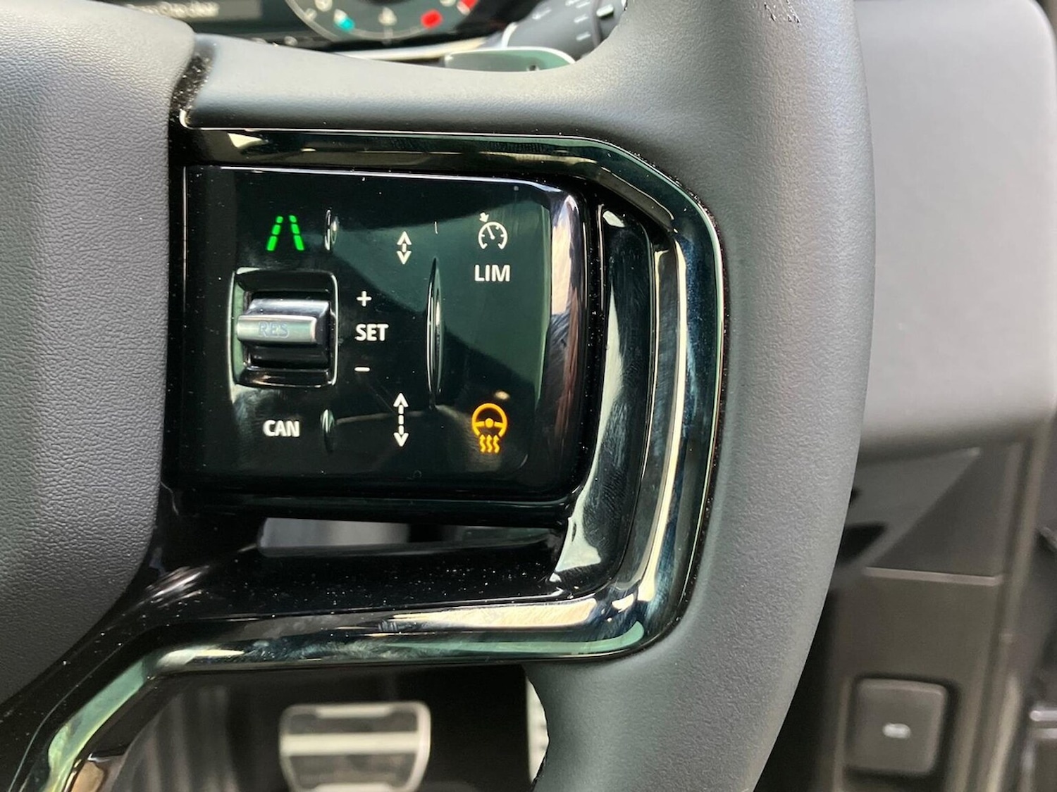 Used Land Rover Range Rover Evoque 2025 for sale - 77715360: Photo 36