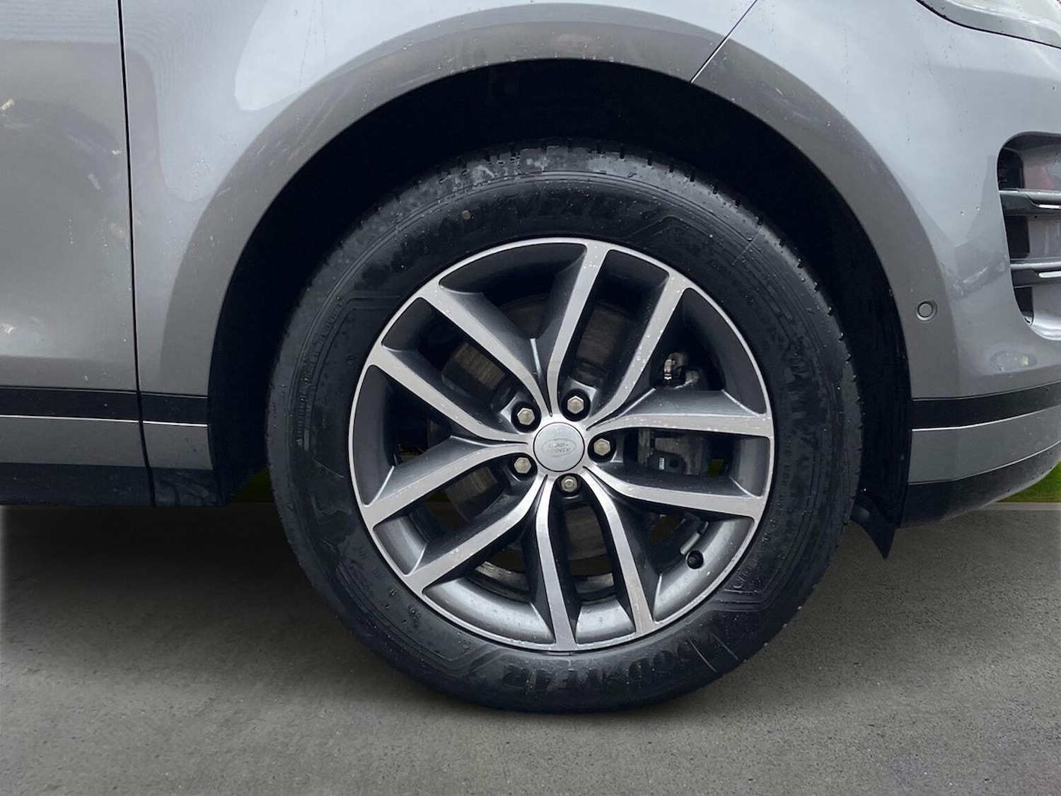 Used Land Rover Range Rover Evoque 2025 for sale - 77715360: Photo 8