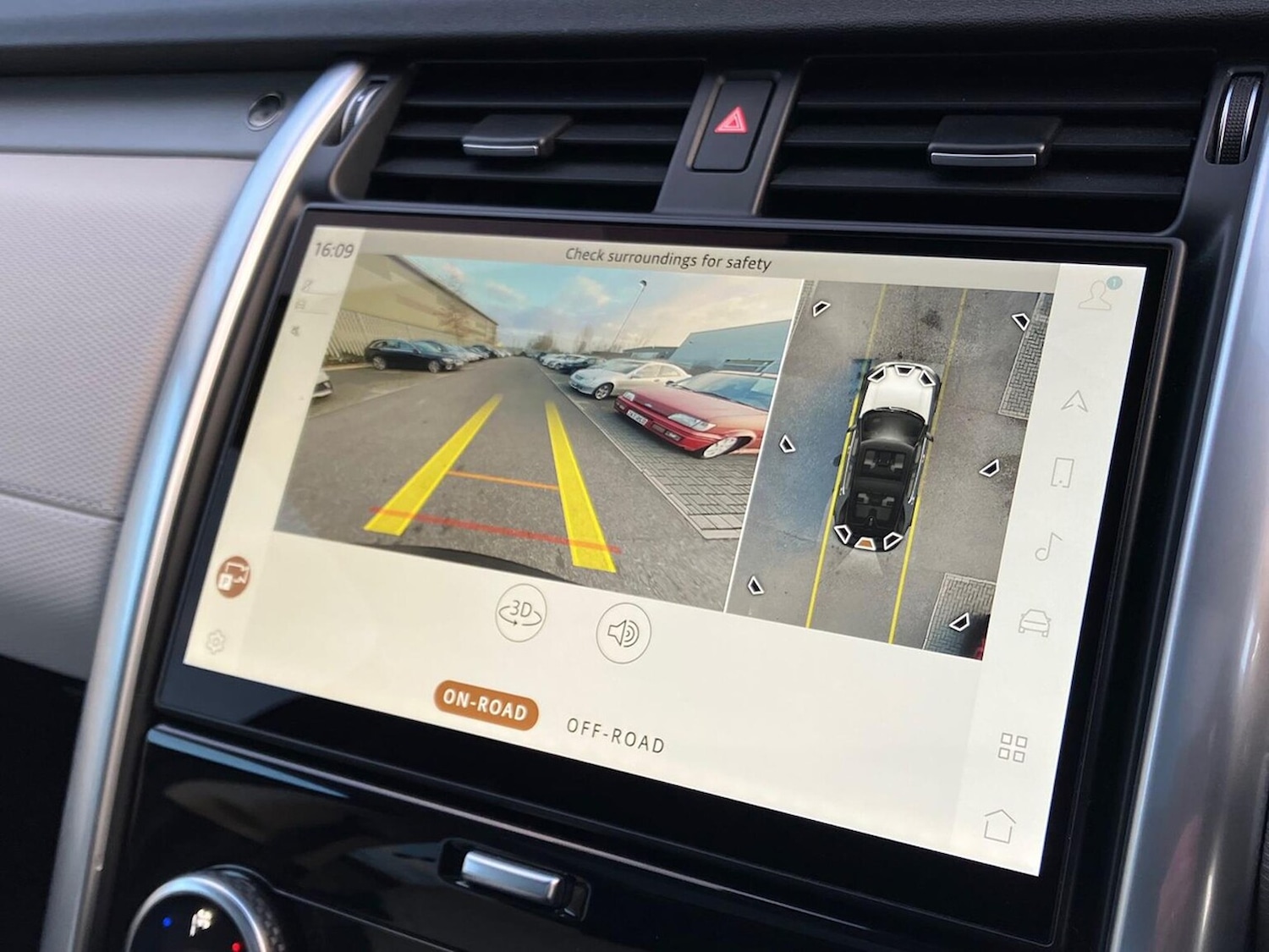 Used Land Rover Discovery 2024 for sale - 77759383: Photo 12