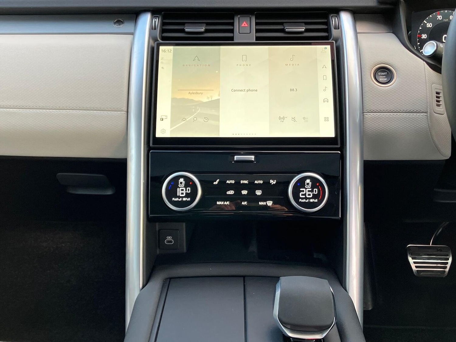 Used Land Rover Discovery 2024 for sale - 77759383: Photo 14