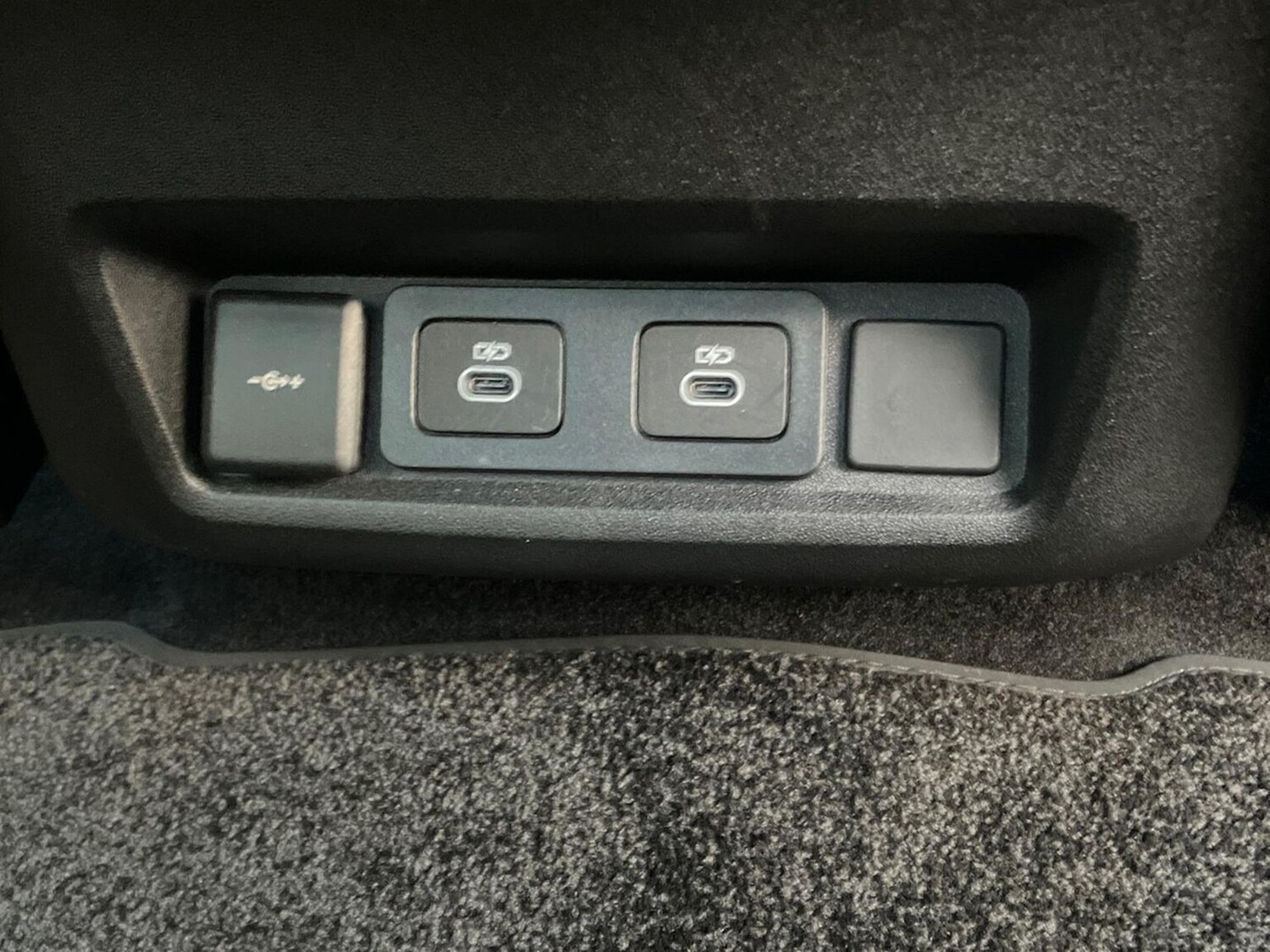 Used Land Rover Discovery 2024 for sale - 77759383: Photo 33