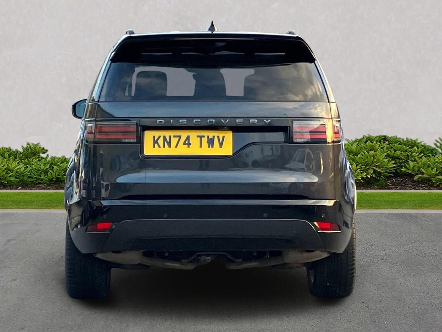 Used Land Rover Discovery 2024 for sale - 77759383: Photo 6