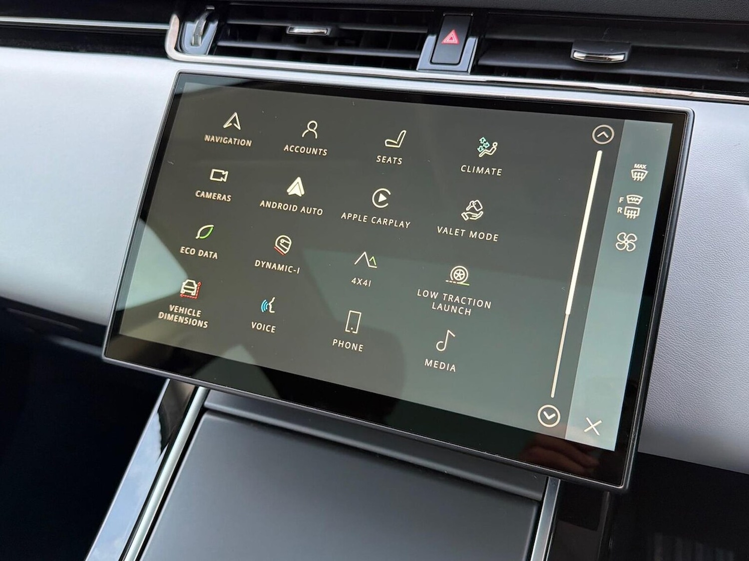 Used Land Rover Range Rover Evoque 2023 for sale - 76932292: Photo 12