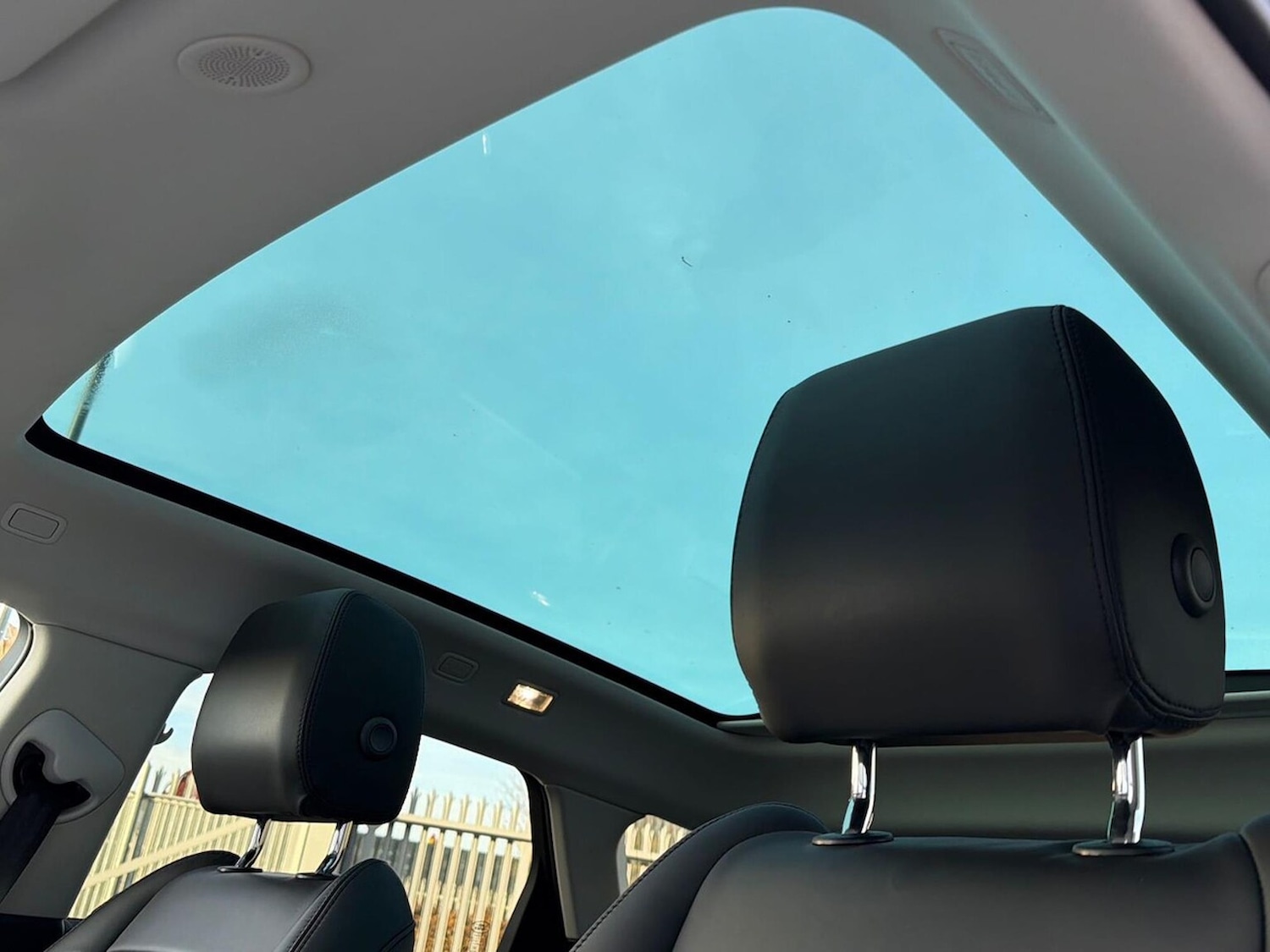 Used Land Rover Range Rover Evoque 2023 for sale - 76932292: Photo 21