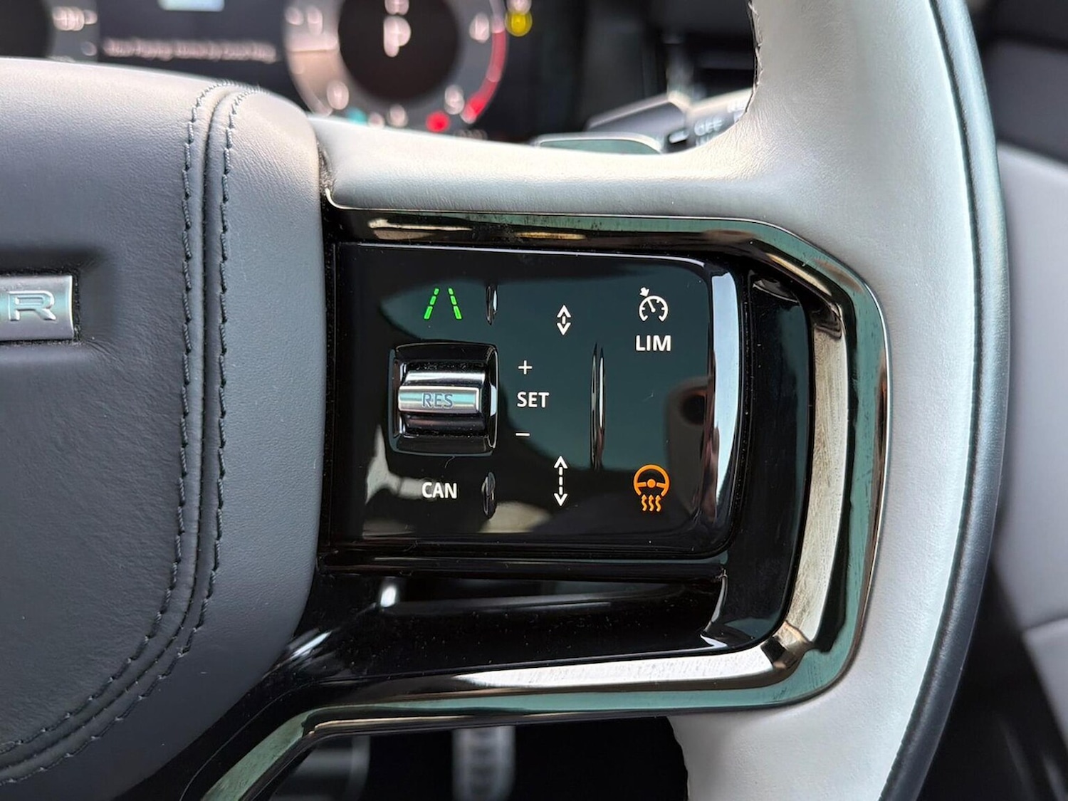 Used Land Rover Range Rover Evoque 2023 for sale - 76932292: Photo 33