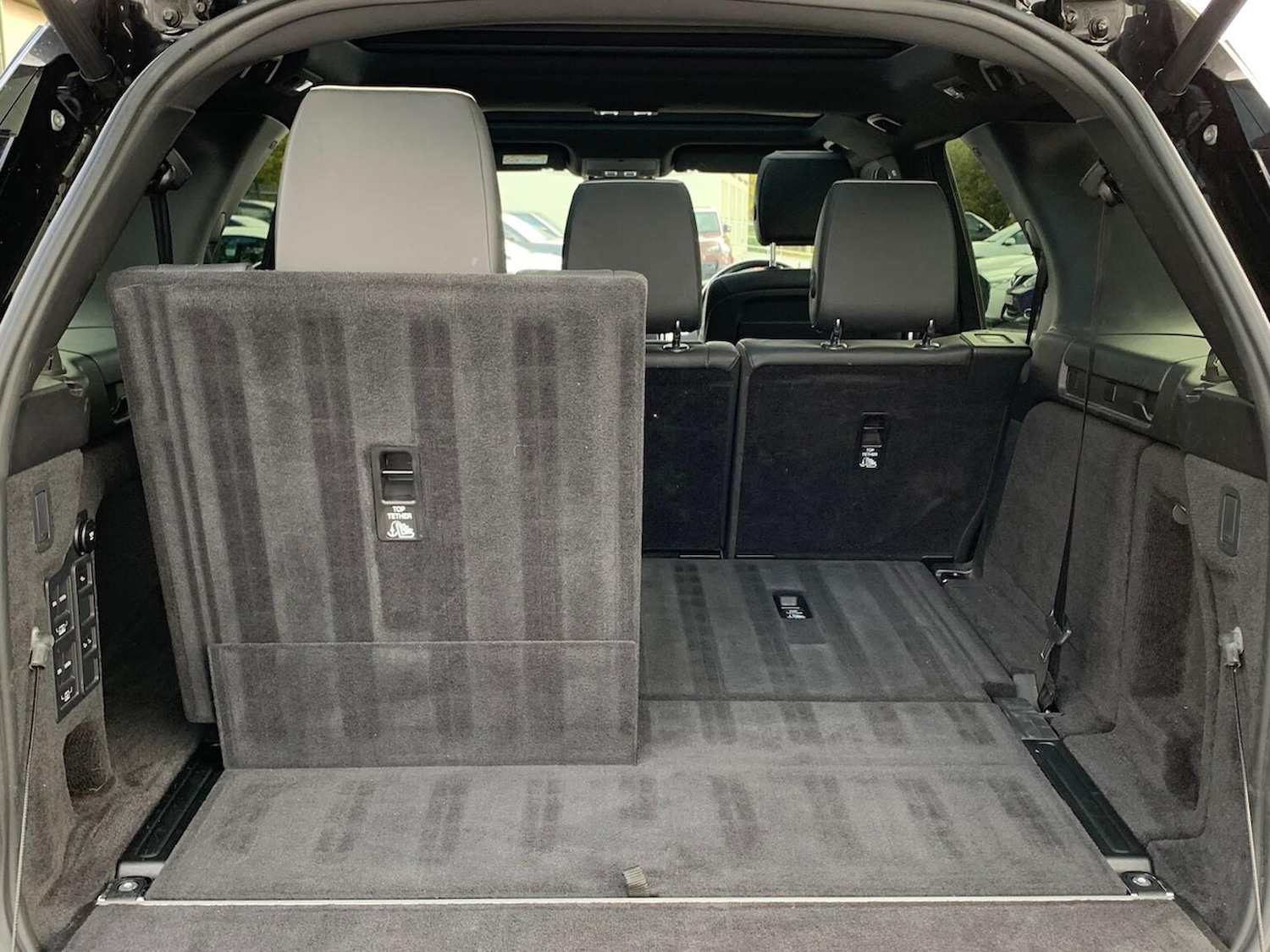 Used Land Rover Discovery 2019 for sale - 76391756: Photo 30