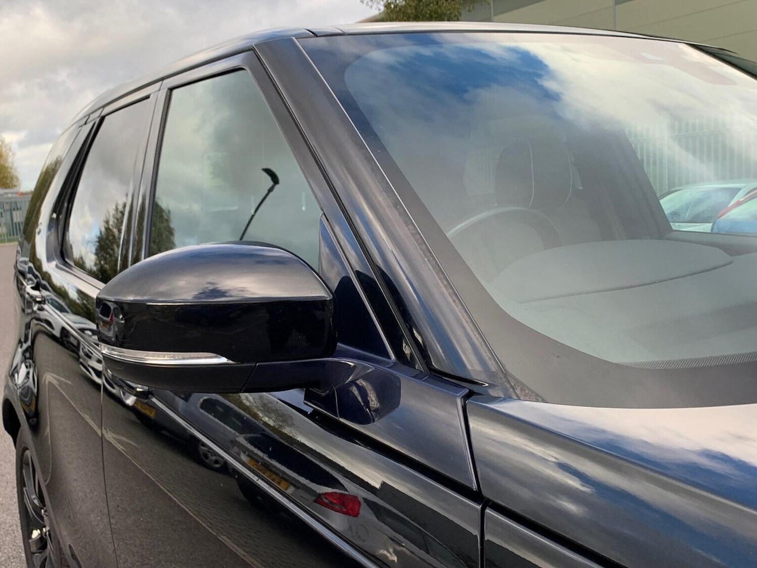 Used Land Rover Discovery 2019 for sale - 76391756: Photo 33