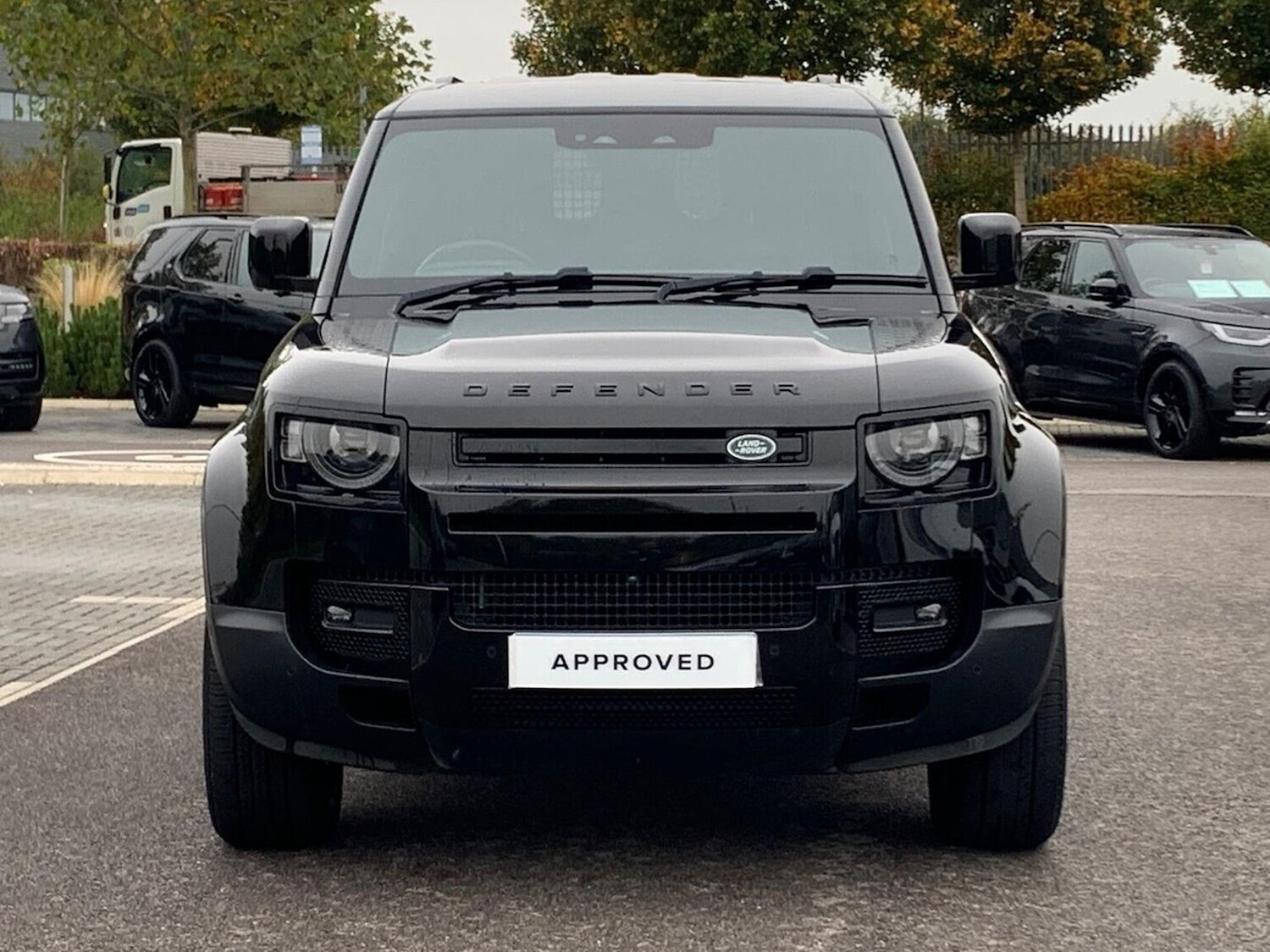Used Land Rover Defender 2023 for sale - 76287210: Photo 7