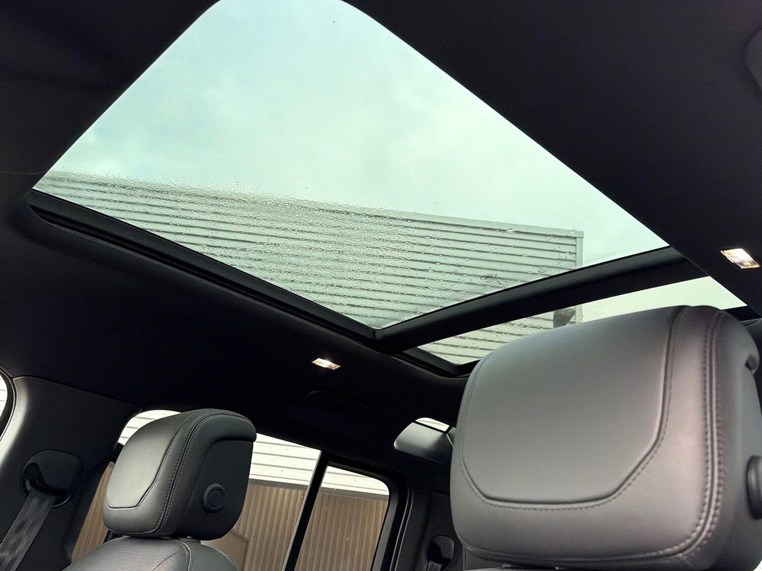 Used Land Rover Defender 2024 for sale - 77488115: Photo 21