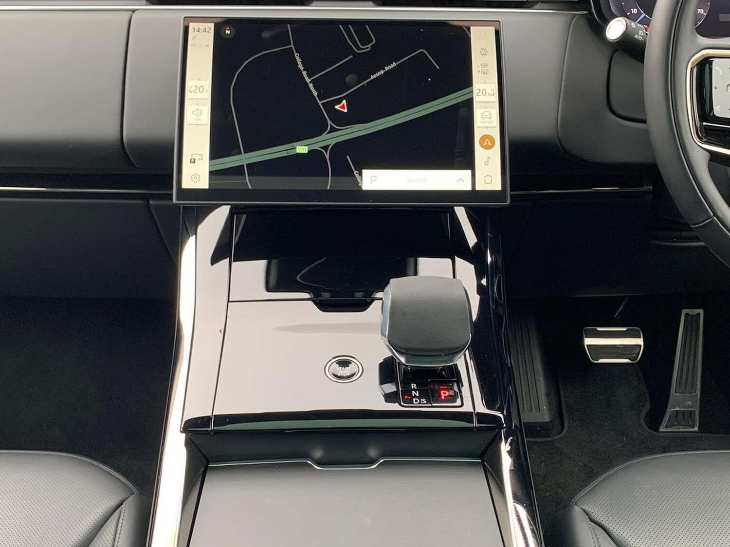 Used Land Rover Range Rover Sport 2024 for sale - 76382659: Photo 14