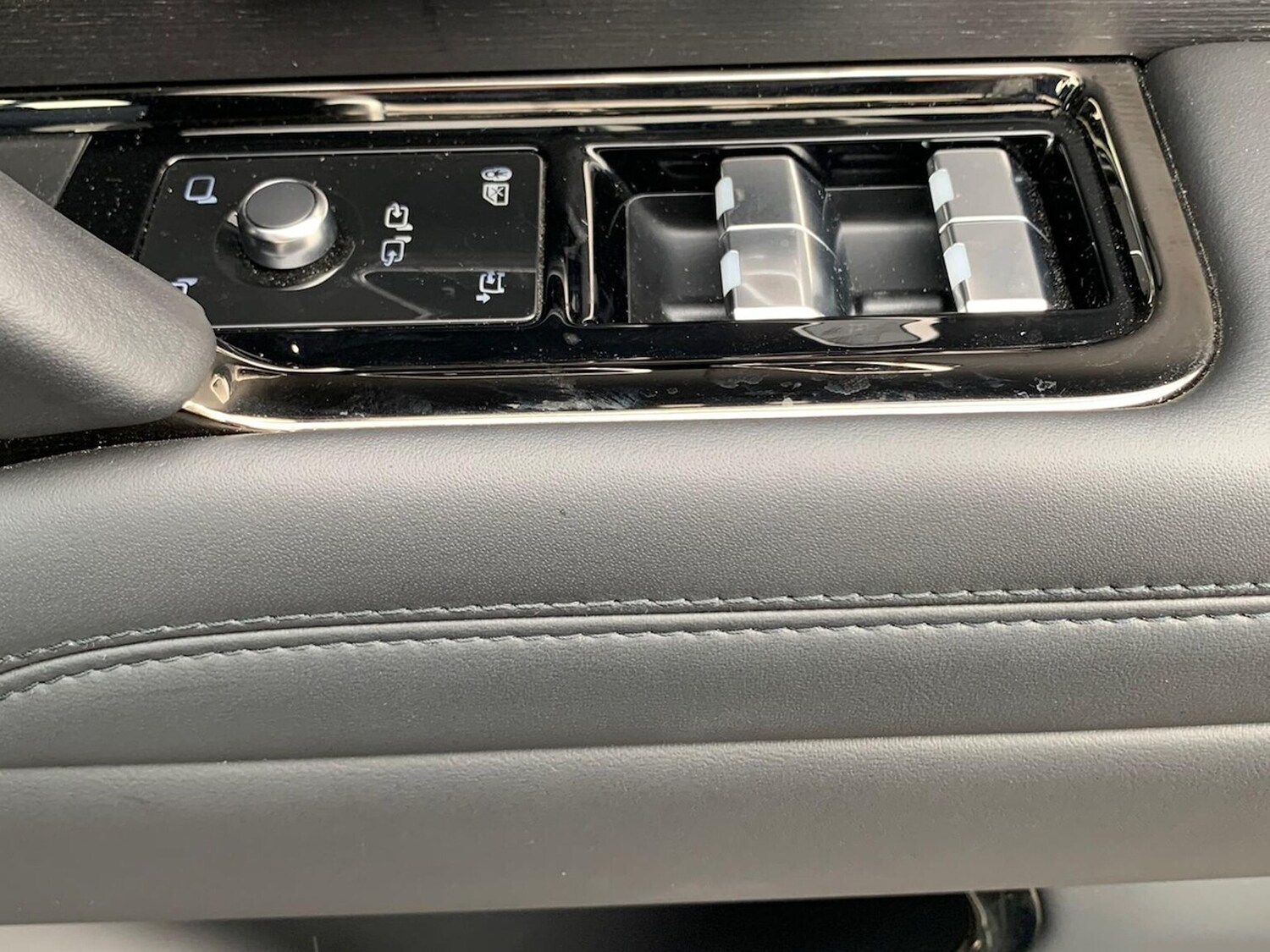 Used Land Rover Range Rover Sport 2024 for sale - 76382659: Photo 25