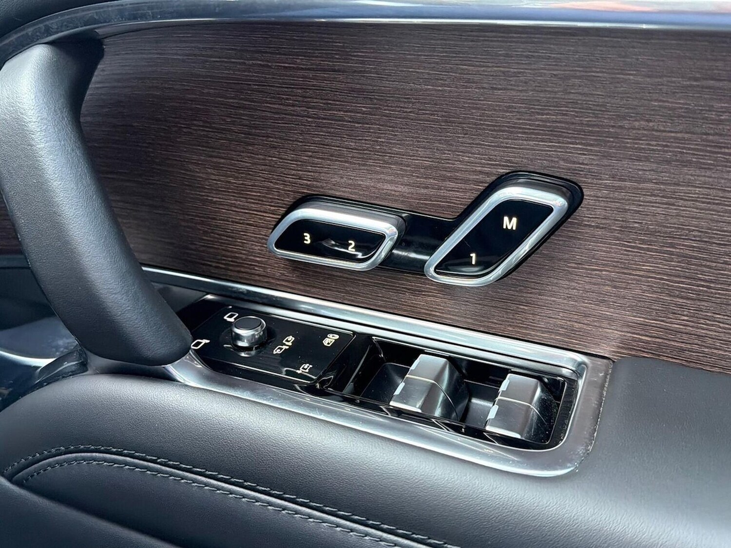 Used Land Rover Range Rover 2024 for sale - 76932291: Photo 25