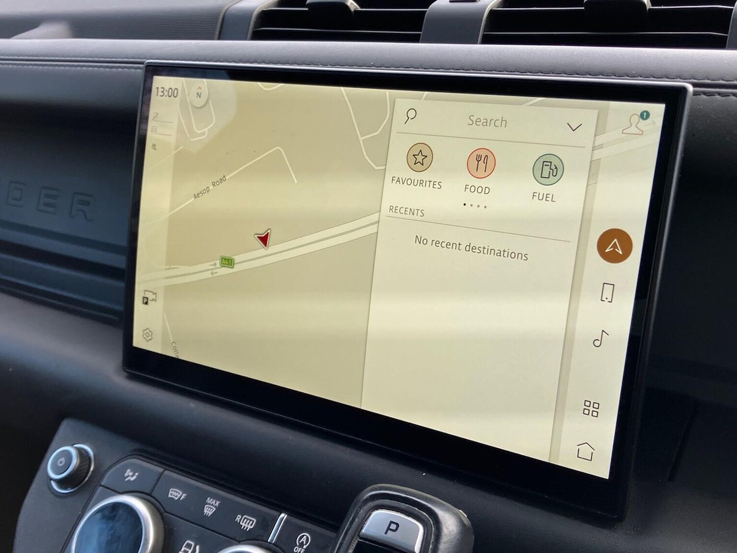 Used Land Rover Defender 2021 for sale - 77488114: Photo 11