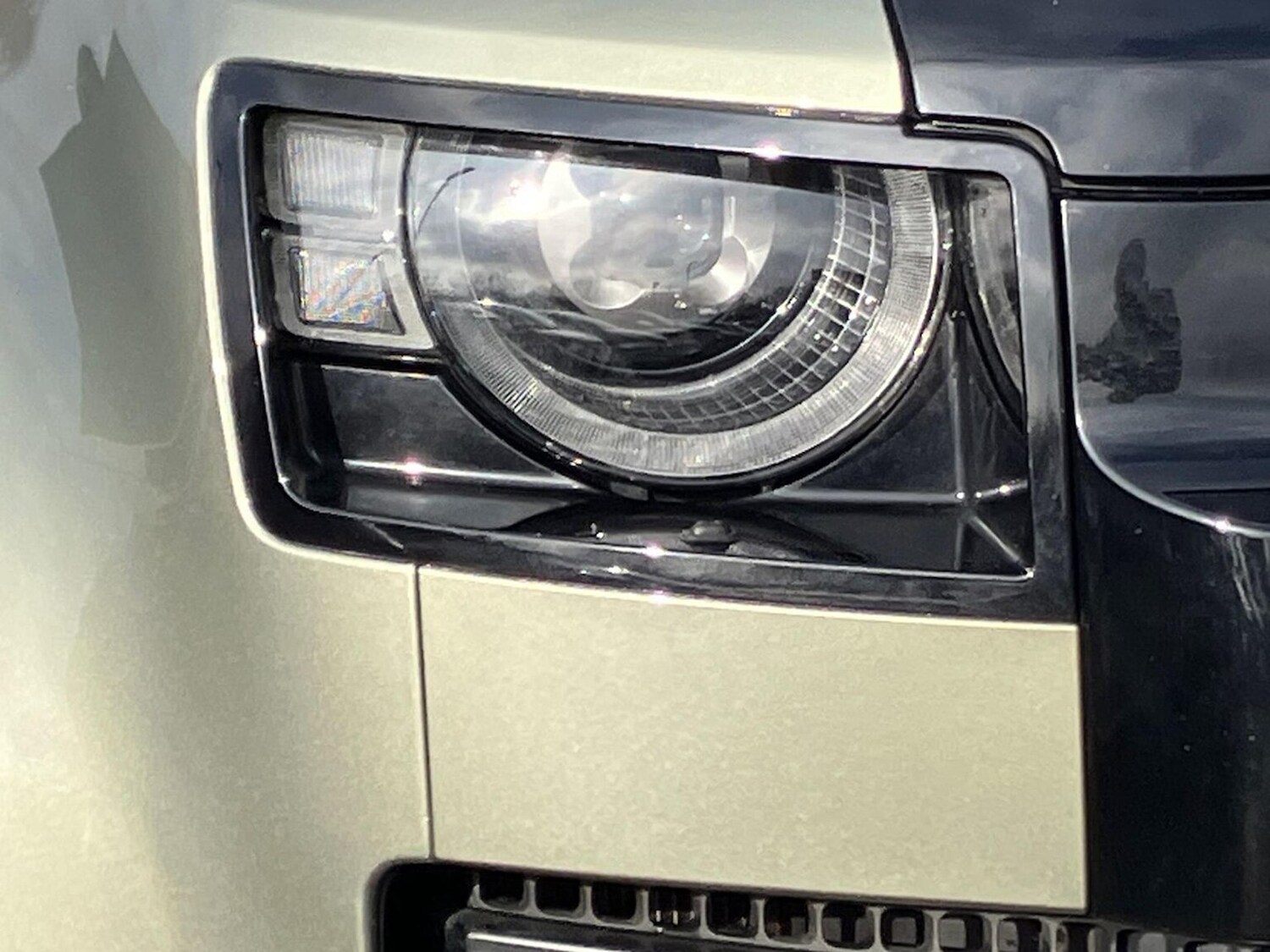 Used Land Rover Defender 2021 for sale - 77488114: Photo 17